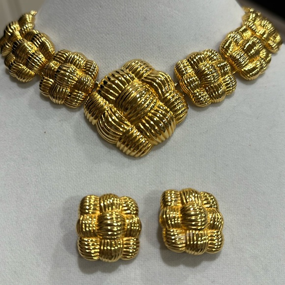 Vintage Fendi Necklace and earrings - Picture 11 of 16